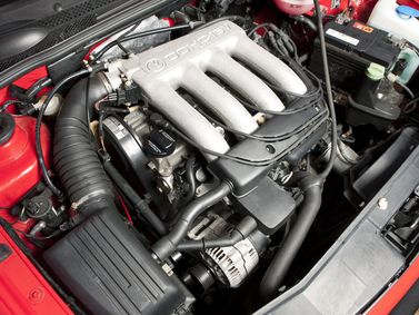 Volkswagen Golf GTI ثالثاً، هاتشباك 3 أبواب — حجرة المحرك