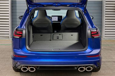 Volkswagen Golf R فيس ليفت الثامن، واجون 5 أبواب — حجرة الأمتعة