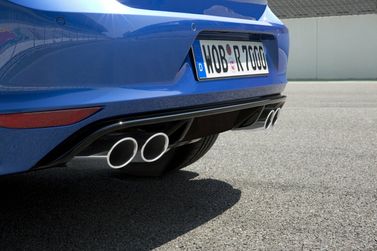 Volkswagen Golf R VII, Хэтчбек 3 дв. — задняя часть автомобиля крупным планом