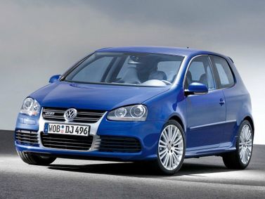 Volkswagen Golf R32 V, Хэтчбек 3 дв. — вид спереди справа