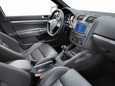 Volkswagen Golf R32 V, Хэтчбек 5 дв. — место водителя