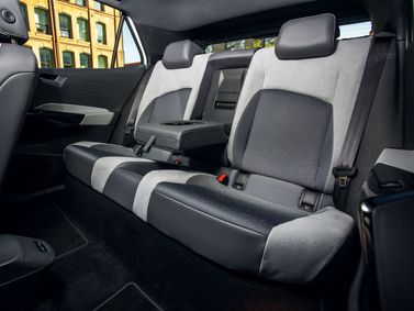 Volkswagen ID.3 I, Хэтчбек 5 дв. — задние сиденья