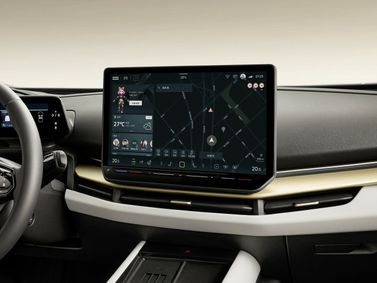 Volkswagen ID.UNYX، دفع رباعي 5 أبواب — لوحة القيادة
