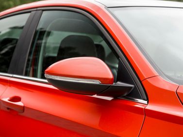 Volkswagen Jetta سابعاً، سيدان — مرآة جانبية