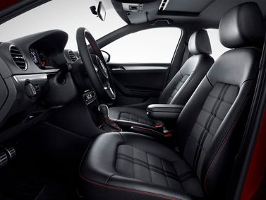Volkswagen Jetta VI Рестайлинг, Седан — место водителя