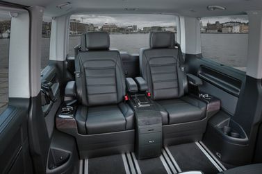 Volkswagen Multivan T6، ميني فان — المقاعد الخلفية