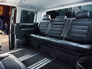 Volkswagen Multivan T6، ميني فان Long — المقاعد الخلفية