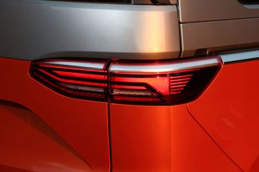 Volkswagen Multivan T7، ميني فان — المصباح الخلفي