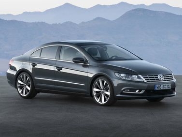 Volkswagen Passat CC أنا فيس ليفت، سيدان — منظر أمامي أيمن