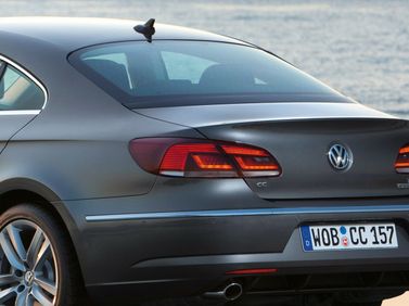 Volkswagen Passat CC أنا فيس ليفت، سيدان — منظر خلفي أيسر