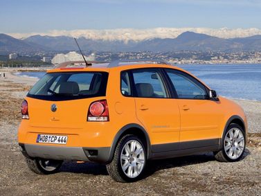 Volkswagen Polo فيس ليفت IV، هاتشباك 5 أبواب Cross — منظر خلفي أيمن