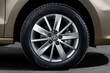 Volkswagen Polo فيس ليفت V، سيدان — جنط العجلة