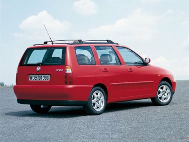 Volkswagen Polo ثالثاً، واجون 5 أبواب — منظر خلفي أيمن