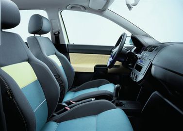 Volkswagen Polo رابعاً، هاتشباك 5 أبواب Fun — منطقة السائق