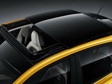 Volkswagen Polo بلس (سوق الصين)، هاتشباك 5 أبواب — منظر عام للمقصورة