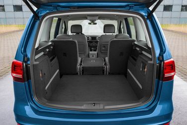 Volkswagen Sharan II Рестайлинг, Минивэн — багажное отделение
