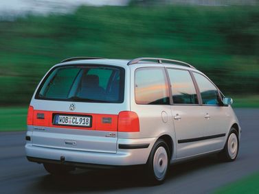 Volkswagen Sharan I Рестайлинг, Минивэн — вид сзади справа