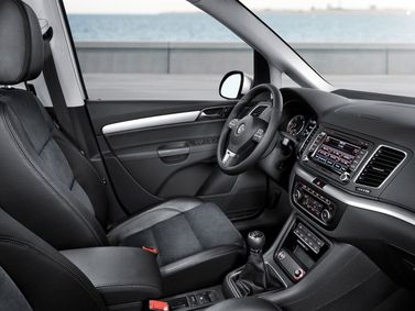 Volkswagen Sharan II, Минивэн — место водителя