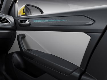 Volkswagen T-Roc (السوق الصينية) عملية تجديد، دفع رباعي 5 أبواب — تفصيل داخلي
