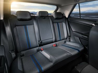 Volkswagen T-Roc I، دفع رباعي 5 أبواب — المقاعد الخلفية