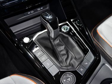 Volkswagen Tayron أنا فيس ليفت، دفع رباعي 5 أبواب — محدد ناقل الحركة