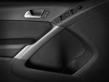 Volkswagen Tiguan I، دفع رباعي 5 أبواب — تفصيل داخلي