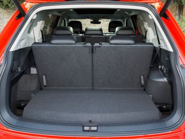 Volkswagen Tiguan ثانياً، دفع رباعي 5 أبواب Allspace — حجرة الأمتعة