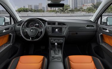 Volkswagen Tiguan ثانياً، دفع رباعي 5 أبواب — لوحة القيادة