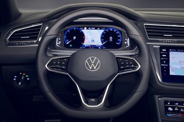 Volkswagen Tiguan فيس ليفت الثاني، دفع رباعي 5 أبواب Allspace — عجلة القيادة