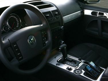 Volkswagen Touareg I، دفع رباعي 5 أبواب — منطقة السائق