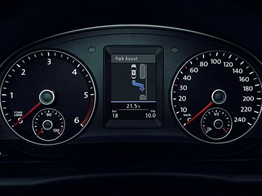 Volkswagen Touran I Facelift 2, Compact Van — instrument cluster