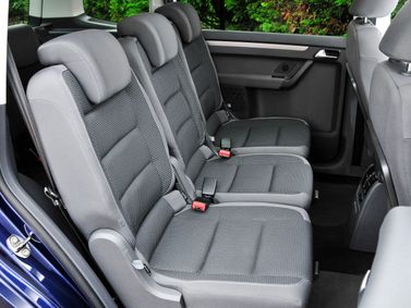 Volkswagen Touran I Facelift 2, Compact Van — rear seats