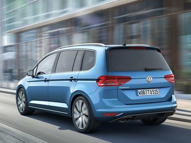 Volkswagen Touran II, Compact Van — rear-right view