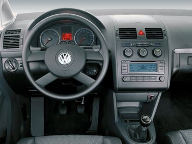 Volkswagen Touran I, Compact Van — dashboard