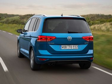 Volkswagen Touran II, Compact Van — rear-left view