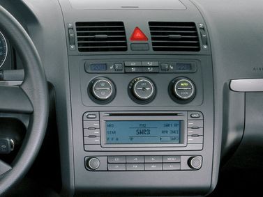 Volkswagen Touran I, Compact Van — center console