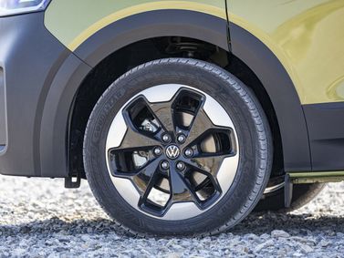 Volkswagen Transporter T7، فان Long — جنط العجلة
