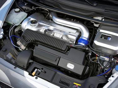 Volvo C30 I، هاتشباك 3 أبواب — حجرة المحرك