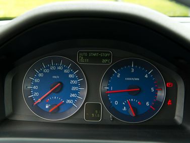 Volvo C30 أنا فيس ليفت، هاتشباك 3 أبواب — لوحة العدادات