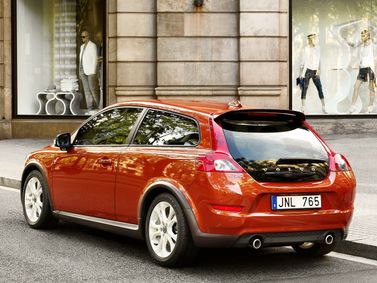 Volvo C30 أنا فيس ليفت، هاتشباك 3 أبواب — منظر خلفي أيمن