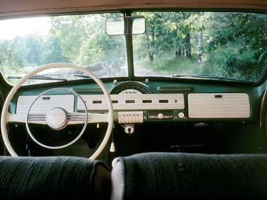 Volvo PV444، هاتشباك 3 أبواب — منطقة السائق