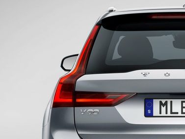 Volvo V90 II, Универсал 5 дв. — задняя часть автомобиля крупным планом