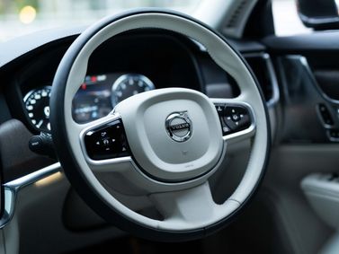 Volvo V90 II Рестайлинг, Универсал 5 дв. — рулевое колесо