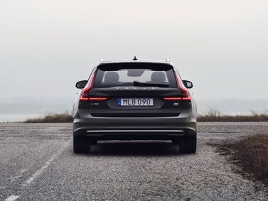 Volvo V90 II Рестайлинг, Универсал 5 дв. — вид сзади
