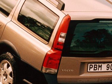 Volvo XC70 I، واجون 5 أبواب — الجزء الخلفي من السيارة عن قرب