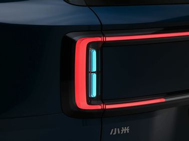 Xiaomi Skynomad N70, Внедорожник 5 дв. — задний фонарь