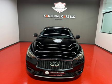 ⁦Infiniti Q30⁩