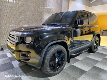 Land Rover Defender ثانياً