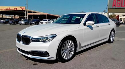 BMW 7 Series السادس (G11/G12)