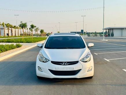 ⁦Hyundai Avante V⁩